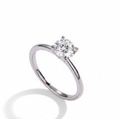 Étoile Solitaire Silver Ring for Women