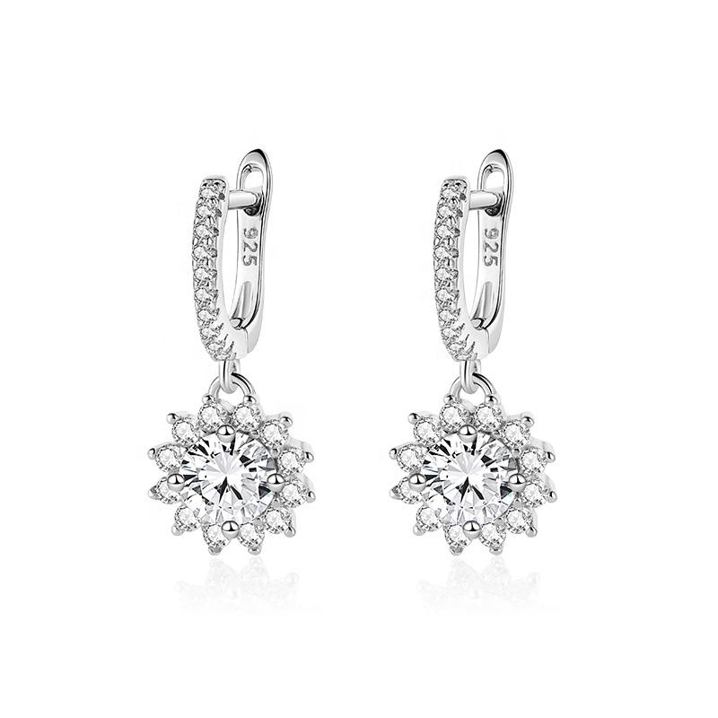 Radiant 92.5 Sterling Silver Earring for Women