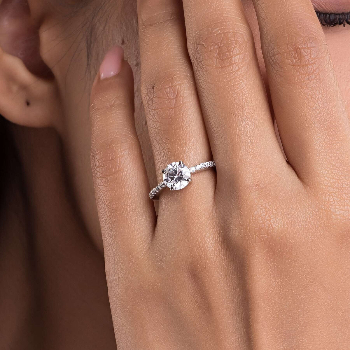 Round Cut Solitaire Silver Ring For Women